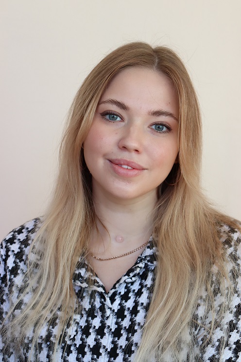 Грищенкова Александра Андреевна.